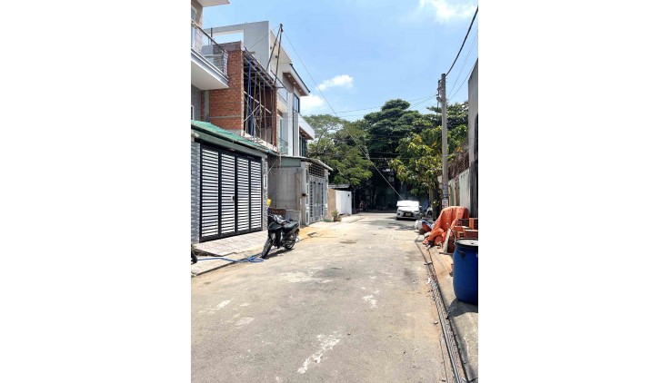 Bán Nhà 4 Tầng Hẻm Xe Hơi Tránh 67m2_4.5x15m Gần Metro Xa Lộ Hà Nội Hiệp Phú Thủ Đức Chỉ 8,3 tỷ.